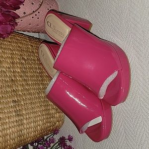Brand New! PINK!! CL by Laundry Women's Shoes Heels Size 8 M